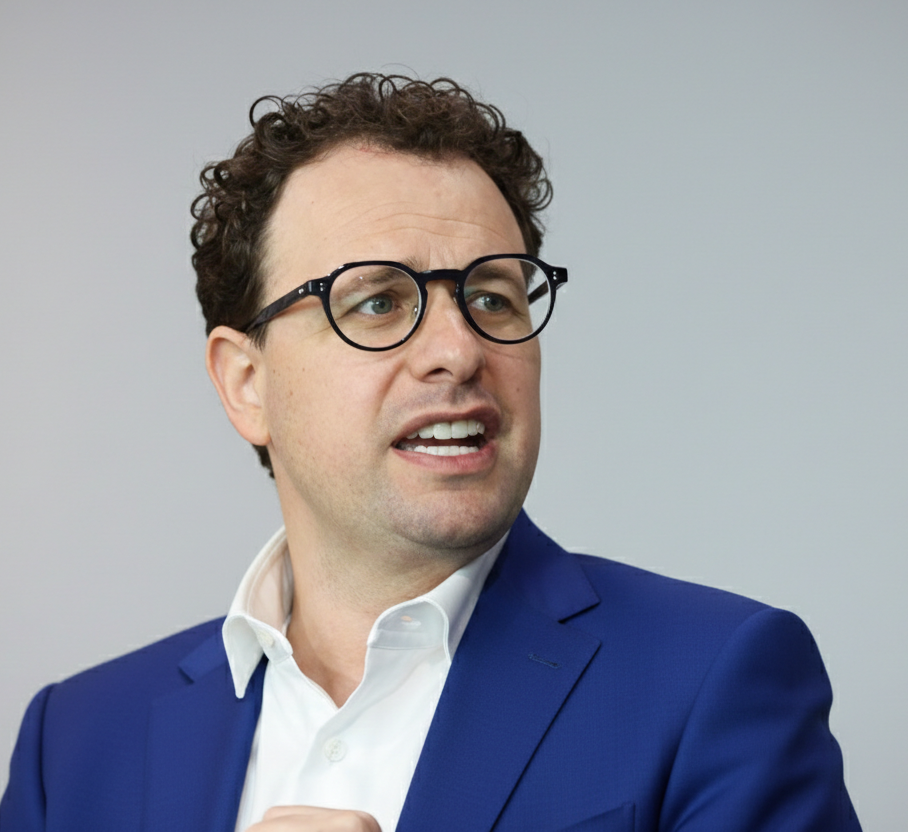 AI സുരക്ഷാ തർക്കം: ആന്ത്രോപിക് സാങ്കേതികവിദ്യ ഉപയോഗിക്കുന്നത് അടിയന്തരമായി നിർത്താൻ ട്രംപിന്റെ നിർദ്ദേശം.