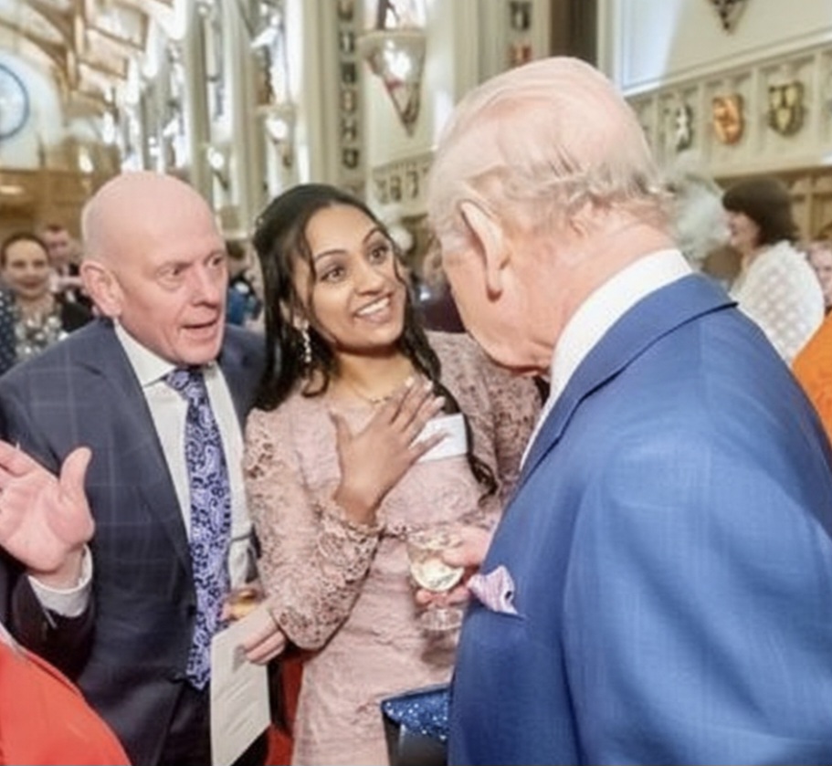 മലയാളി നഴ്‌സിംഗിന് ലോകവേദിയിൽ വീണ്ടും ഒരു പൊൻതൂവൽ!  ബ്രിട്ടീഷ് രാജകുടുംബത്തിന്റെ ആദരം ഏറ്റുവാങ്ങി കൊല്ലം സ്വദേശിനി ഷൈനി സ്കറിയ