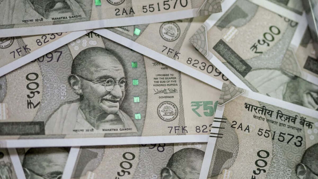 രൂപയ്ക്ക് റെക്കോർഡ് ഇടിവ്; പ്രവാസികൾക്ക് ചാകര! ഒരു ദിർഹത്തിന് 25 രൂപ കടന്നു.