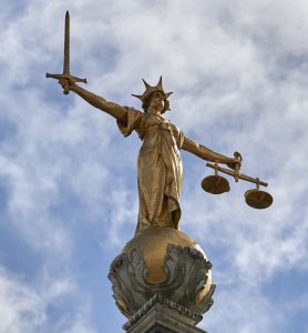 നഷ്ടപരിഹാരം വെറും ‘തുച്ഛം’: 30 വർഷത്തെ മരവിപ്പിക്കൽ അവസാനിപ്പിക്കാൻ ബ്രിട്ടനിൽ മുറവിളി.